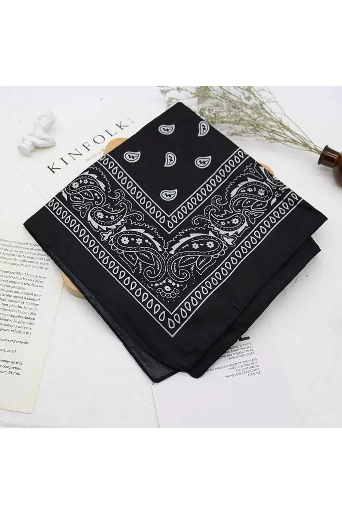 MutluBiDünya Vintage Siyah Renk Etnik Desen Kare Pamuklu Bandana Fular görsel 2