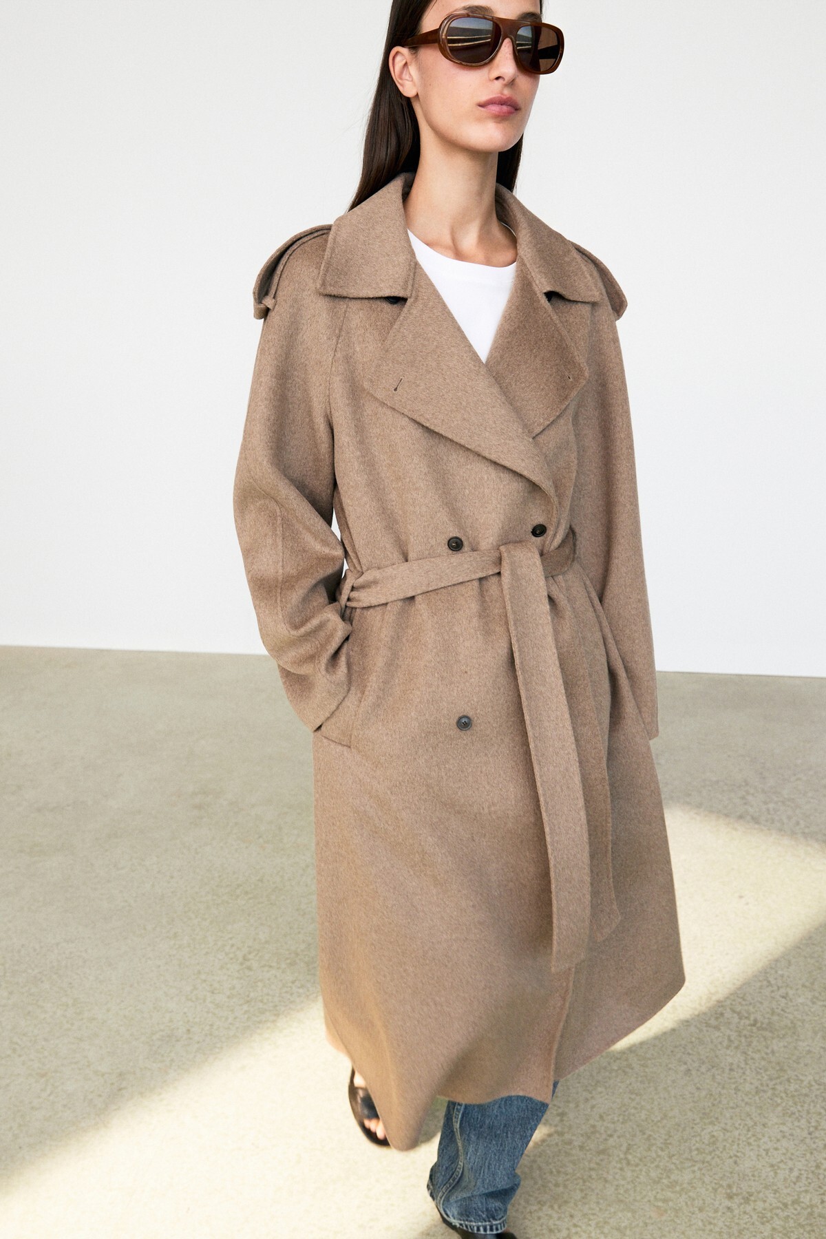 Massimo Dutti Yün karışımlı uzun trençkot görsel 2