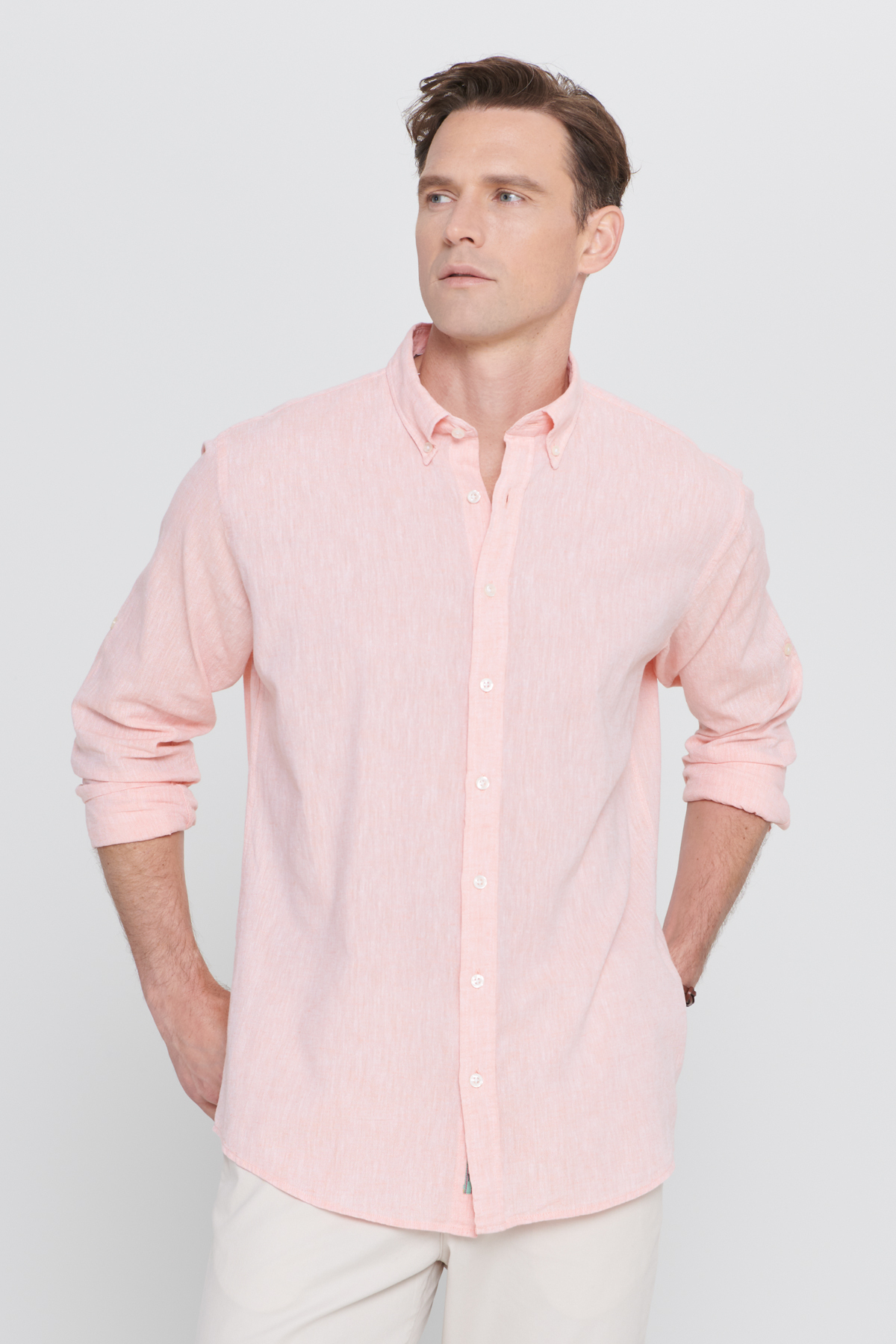 AC&Co / Altınyıldız Classics Erkek Yavruağzı Keten Comfort Fit Rahat Kesim Düğmeli Yaka Casual Gömlek görsel 3