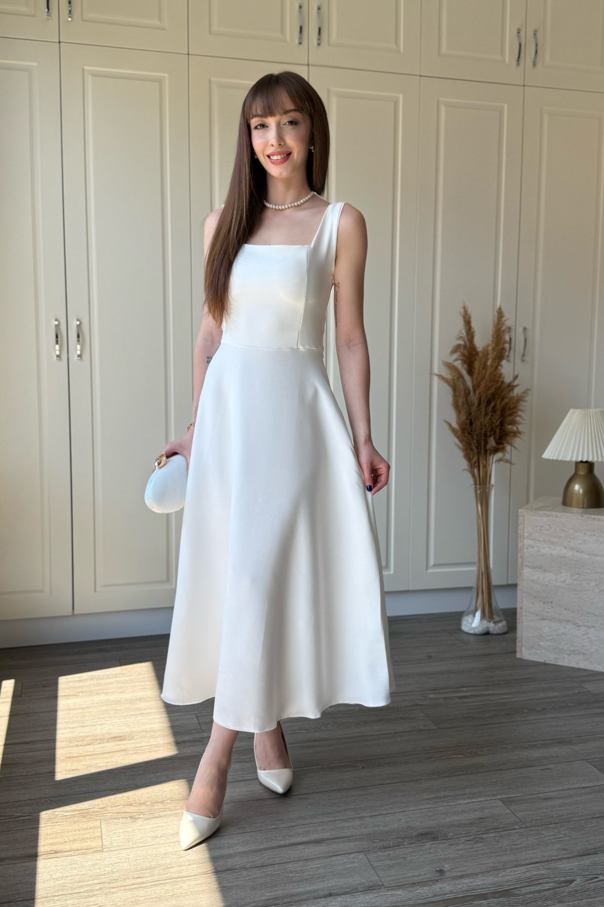 Square Neck Flare Back Scarf Detailed Midi Dress