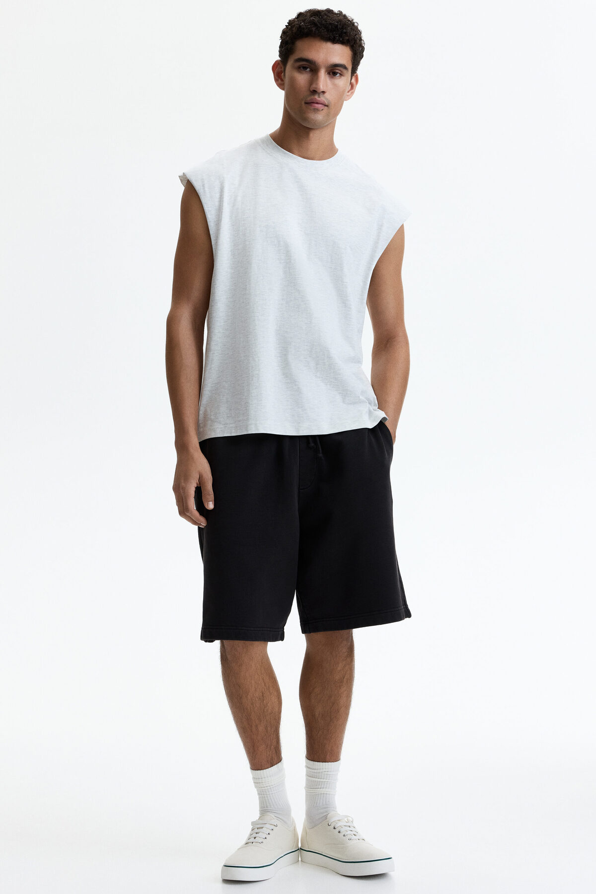 تاپ نخی بدون آستین، مناسب برای همه سنین اچ اند ام تی شرت H&M
