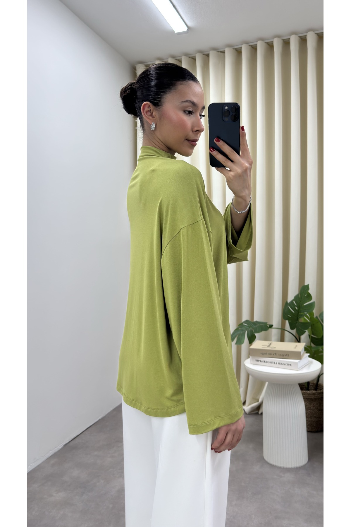 YOUR NAME Dik Yaka Oversize Dökümlü Bluz görsel 6