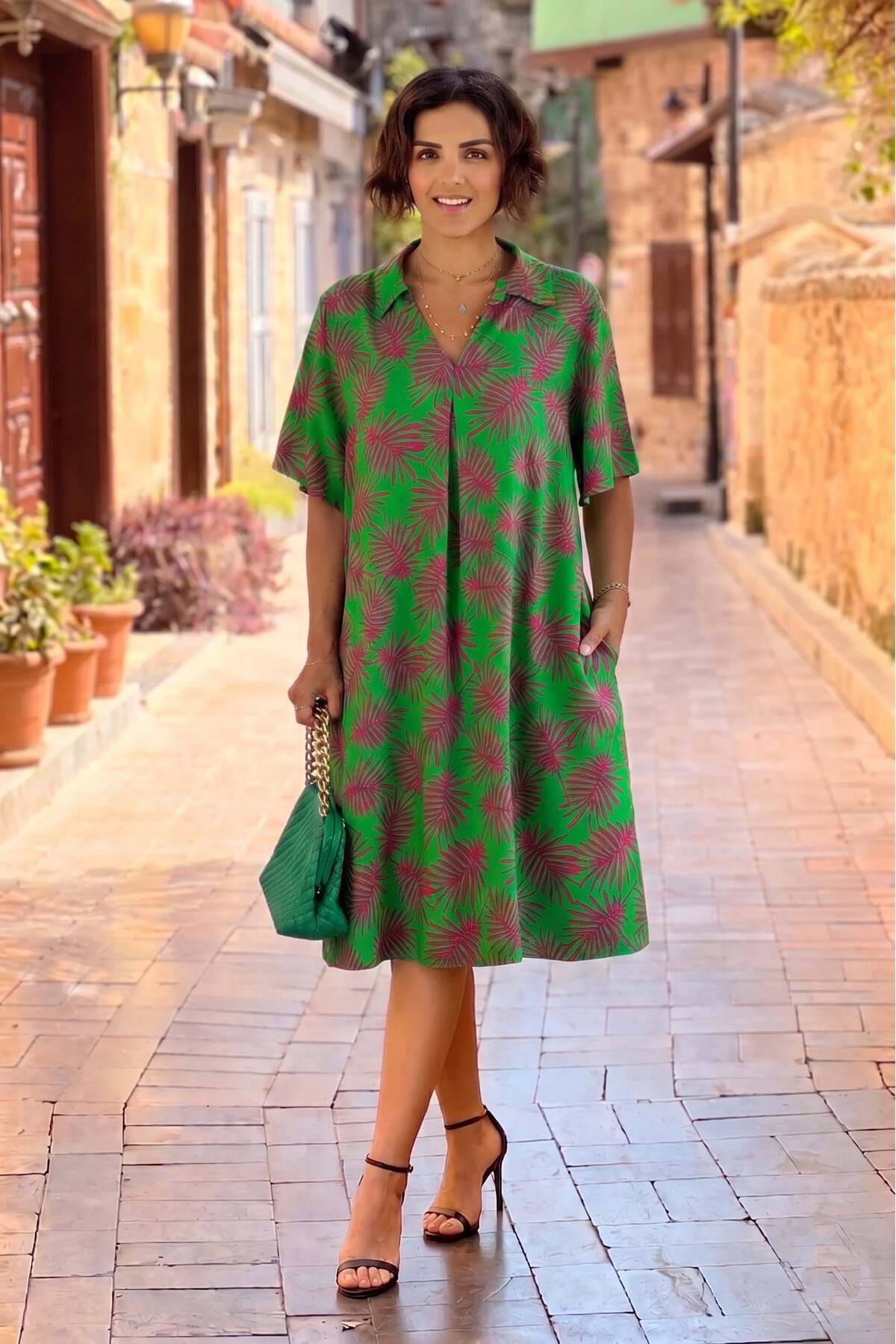 Nevin Kaya Moda  V1-Yeşil Palmiye Desenli Gömlek Yaka Elbise