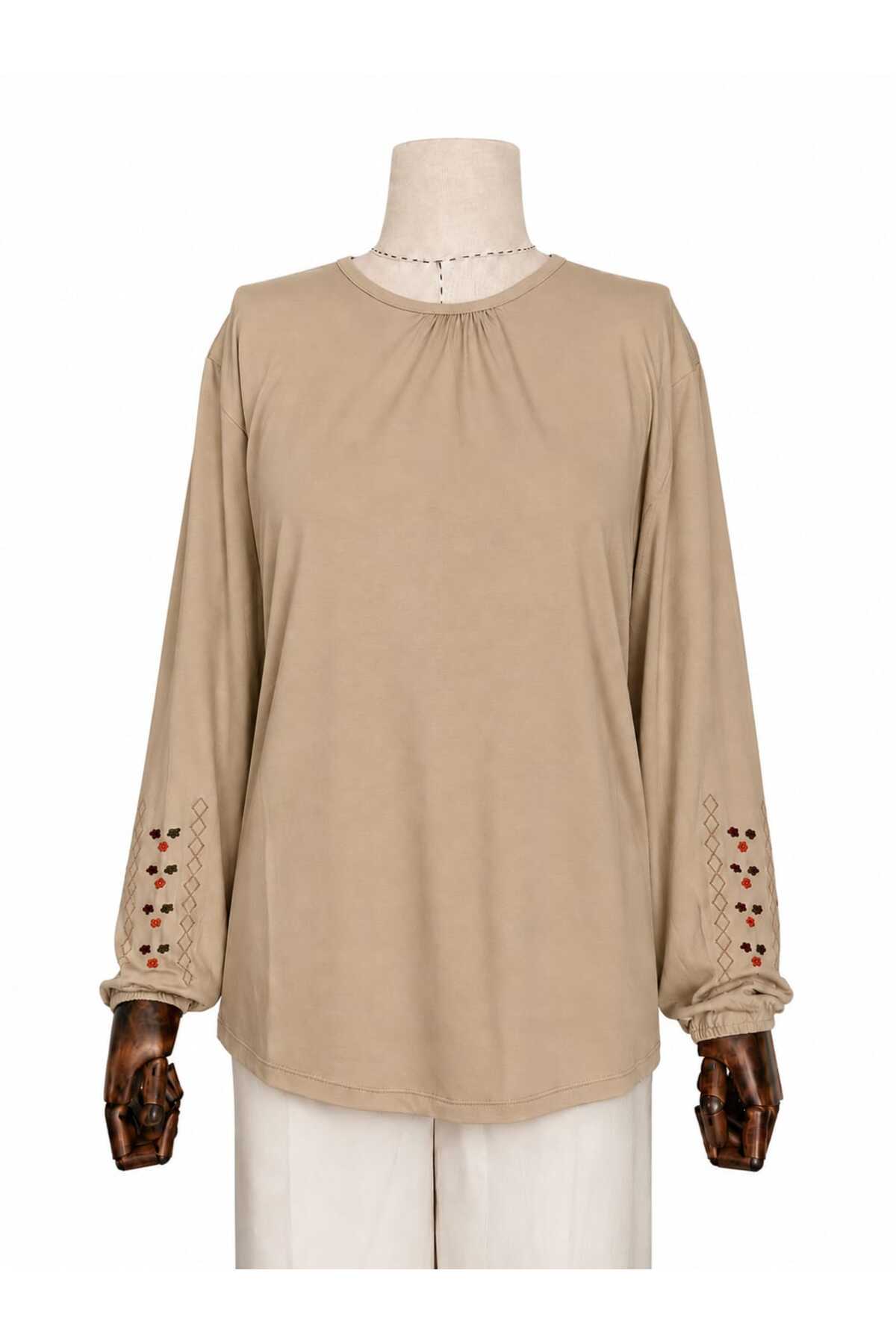 Women's Lycra Middle Age and Over Four Seasons Dark Cream Mother Combed Cotton Blouse New Season Sleeve Embroidered