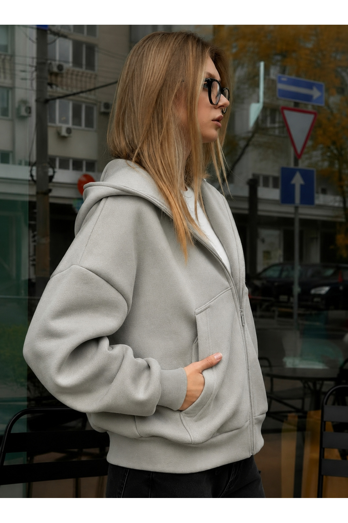 YAKAMEL KADIN OVERSİZE KAPÜŞONLU FERMUARLI HIRKA SWEATSHIRT görsel 2