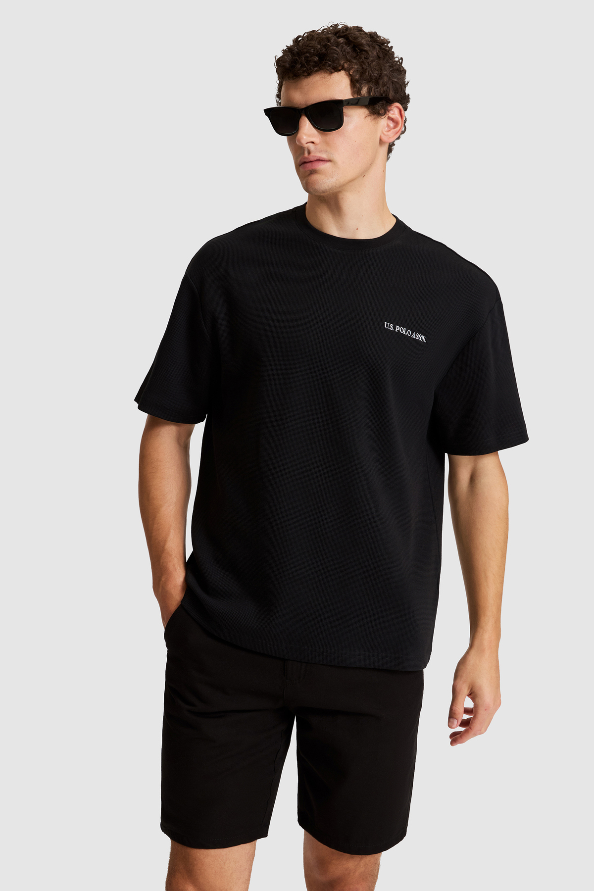 U.S. Polo Assn. Erkek Siyah Comfort Fit Bisiklet Yaka Tişört 50326950-VR046 görsel 3