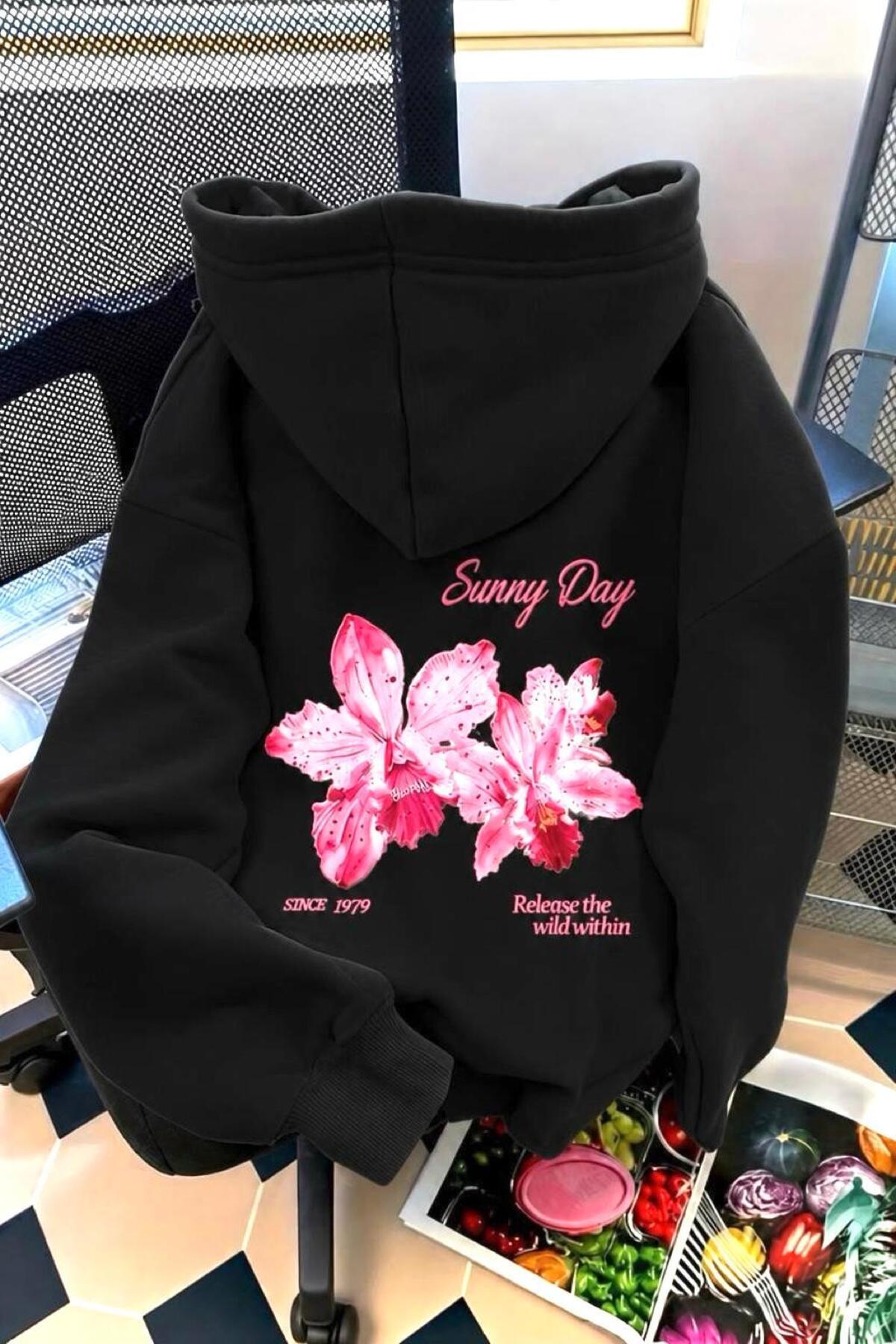 Oksit Sunny Day Botanical Back Print Oversized Hooded Sweatshirt | Floral Patterned Embroidered Fabric Hoodie