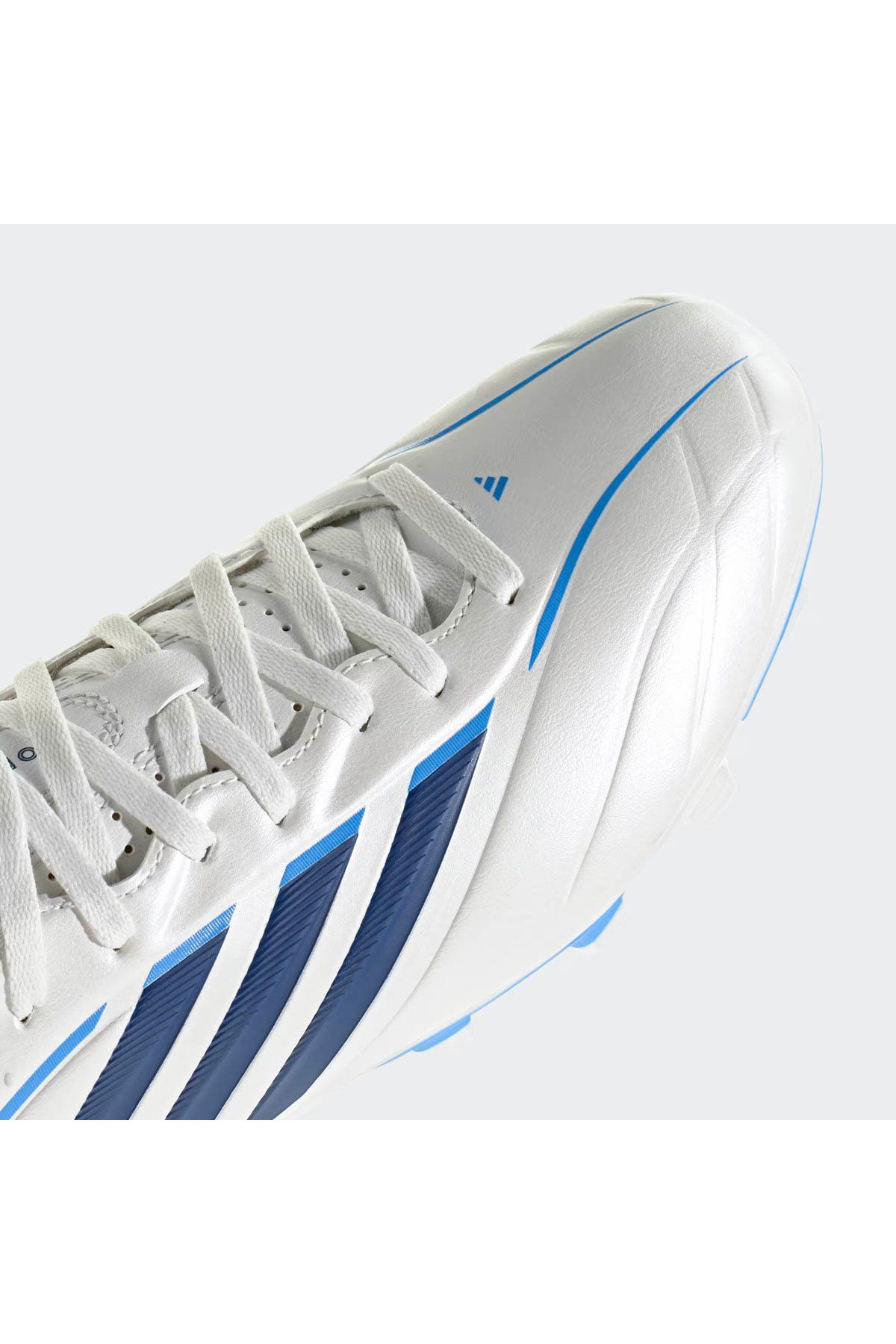 adidas COPA PURE IV CLUB FG/MG Beyaz Erkek Krampon KI3104 görsel 4