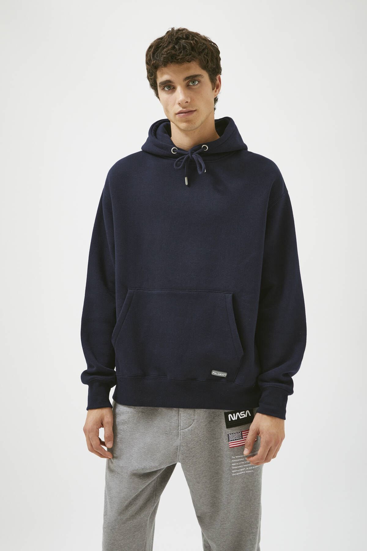 Pull Bear Erkek Neon Turuncu Logolu Basic Kapusonlu Sweatshirt 09594913 Trendyol