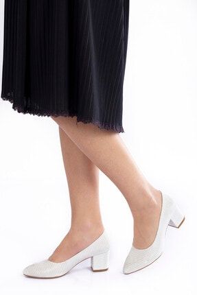 Kadın Beyaz Klasik Ayakkabı 702cnr CNR702A