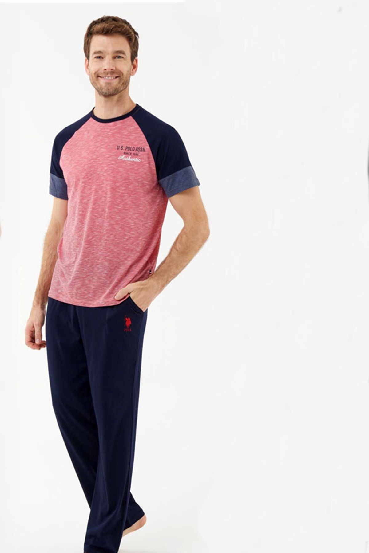 ست پیژامه قرمز مردانه لباس خواب آستین کوتاه تابستانی 18434 U.S. Polo Assn.