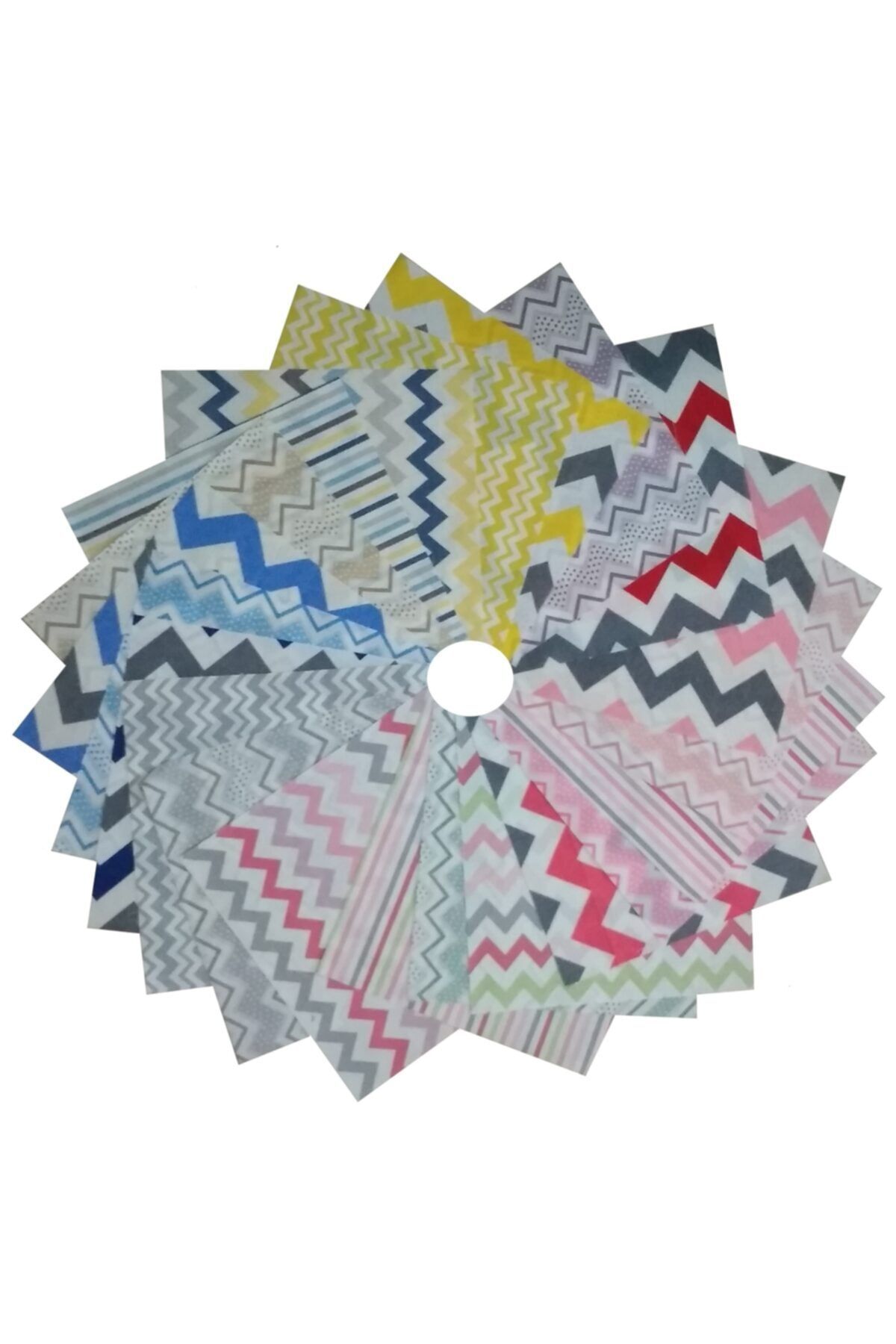 Kırkyama Patchwork Home 25x25 Cm 20 Parça Kırkyama Patchwork Pamuklu