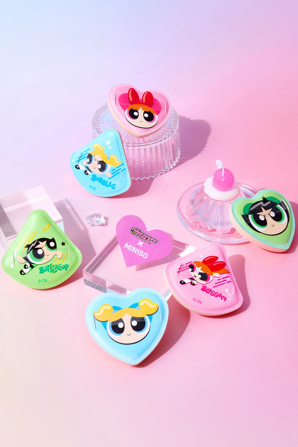 Powerpuff Girls Lisanslı Bubbles Makyaj Puf Seti Kalp Şekilli Yumuşak 7,8 Cm — 2020023210109 — تصویر 5 از 5