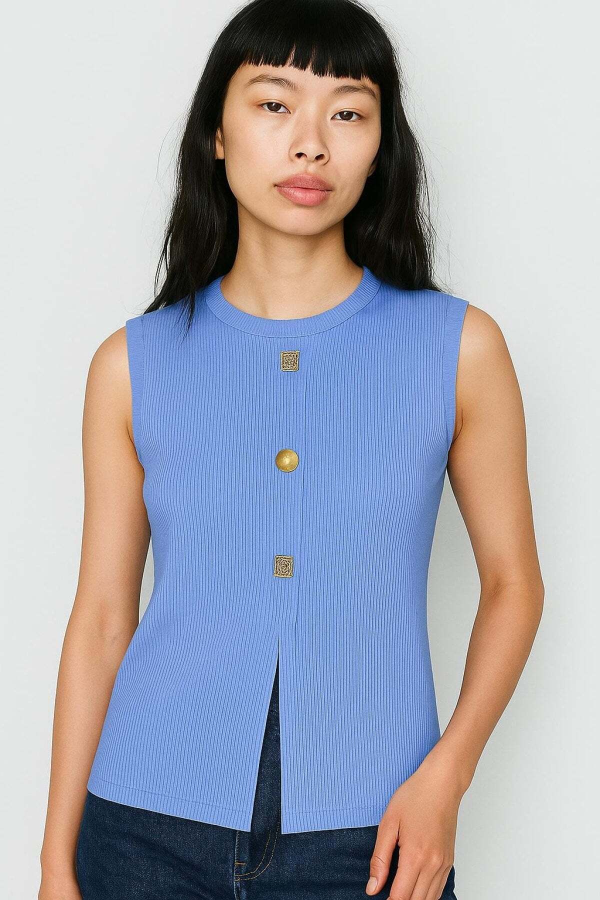 Crew Neck Button Detailed Woven BLOUSE