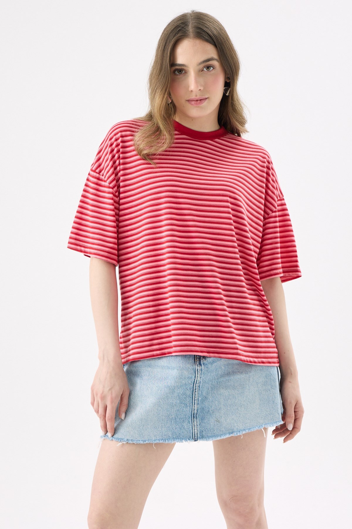 CrepTekstil  Crep Kadın Kırmızı Çizgili Kısa Kollu T-Shirt Oversize Fit Yumuşak Örme Kumaş - Görsel 7