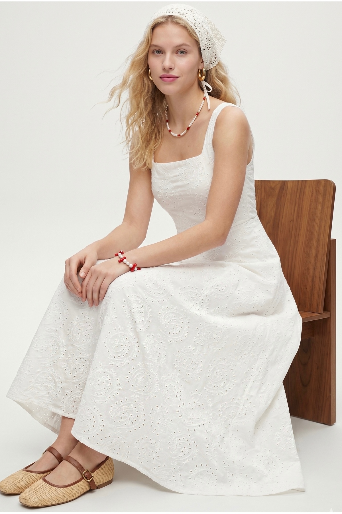 Women's April Scalloped Lined Sleeveless Long Woven White Dress