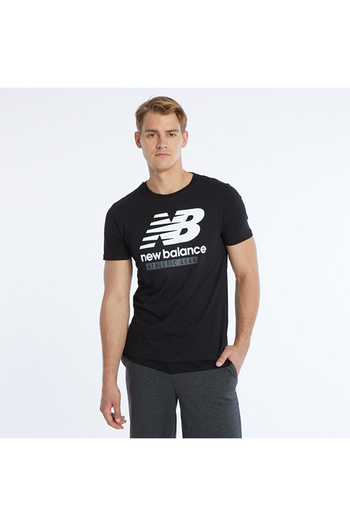 لباس ورزشی مردانه مشکی نیو بالانس تی شرت ورزشی New Balance