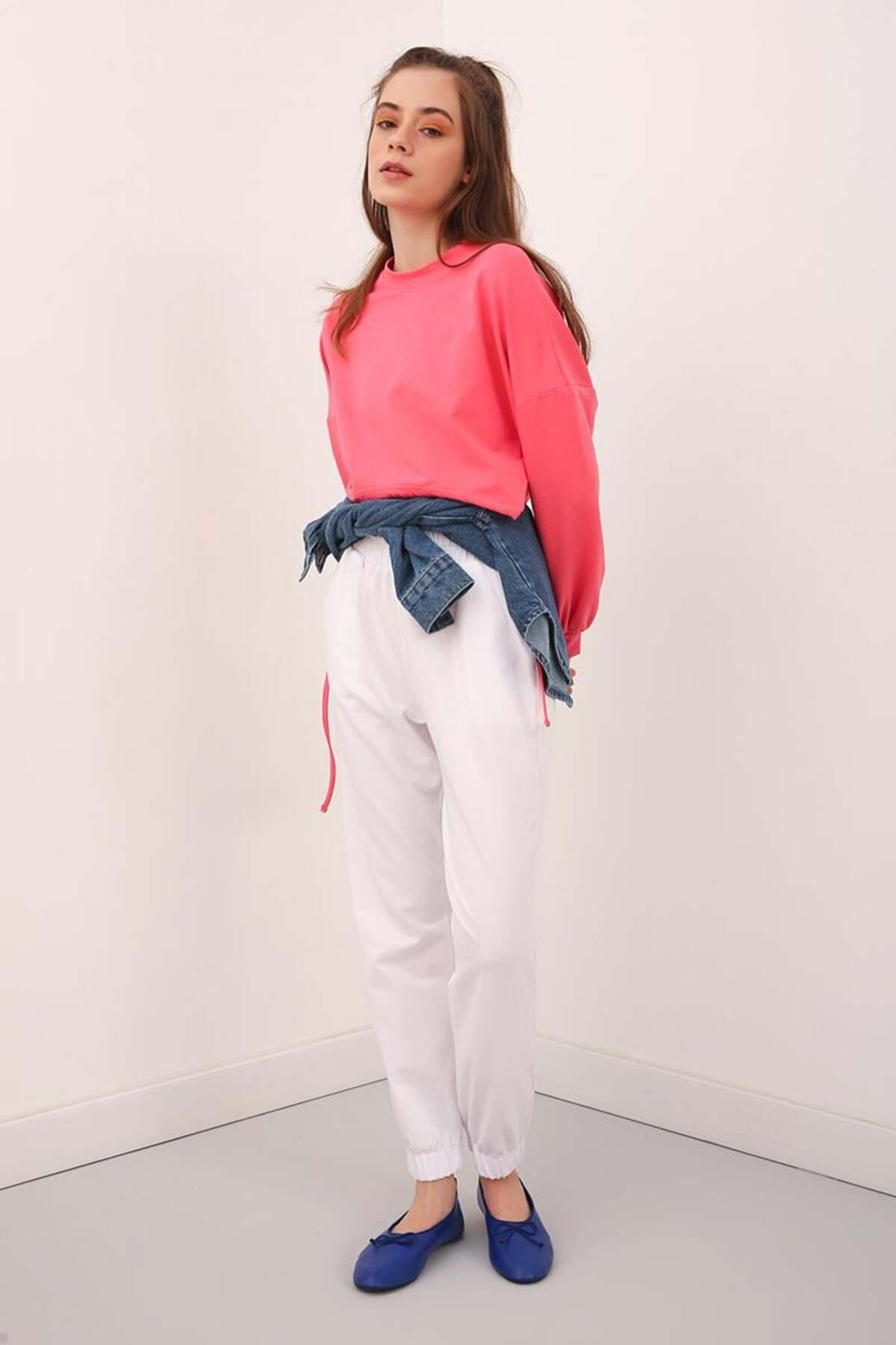 White-Rogger Joggers
