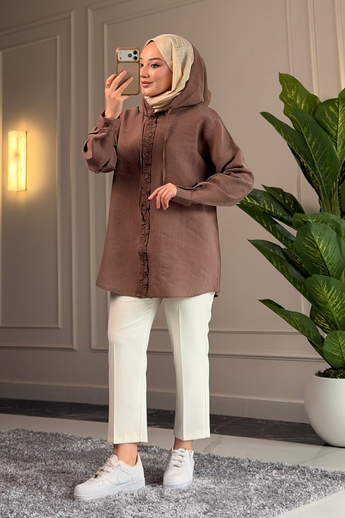 Suede Style  6536- Şık Rahat Fırfır Detaylı Yumuşak Dokuma Kumaş Kadın Kapüşonlu Gömlek - Görsel 3