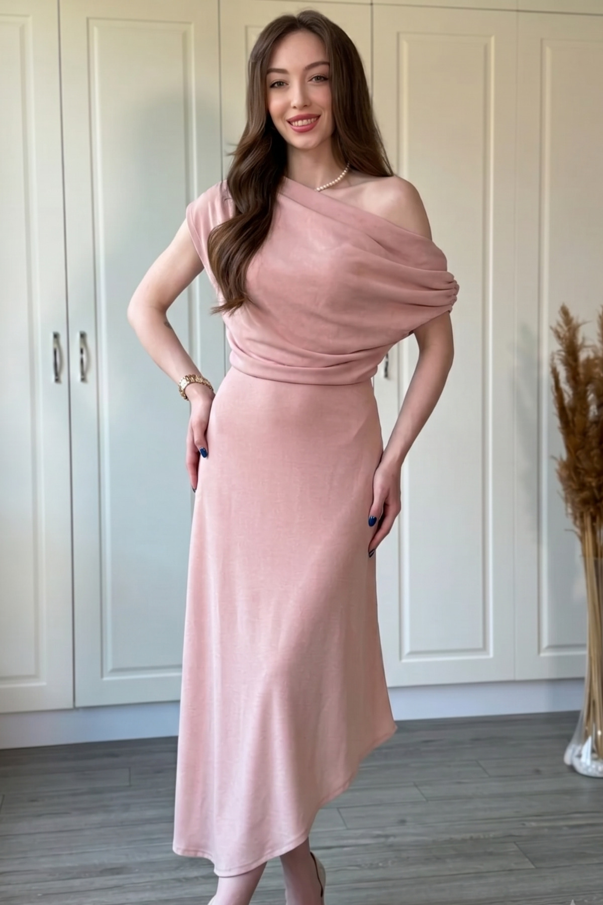 Asymmetrical Midi Pink Dress with Shoulder Padded Waist Seat