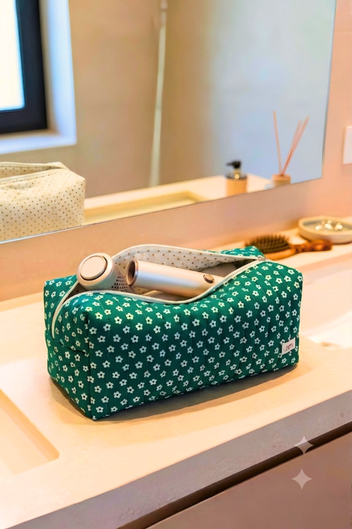 Verdy Airwrap Ve Tüm Saç Şekillendiriciler İçin Seyahat Ve Kişisel Bakım Çantası-Büyük Boy — سبز Verdy-D2 — تصویر 3 از 7