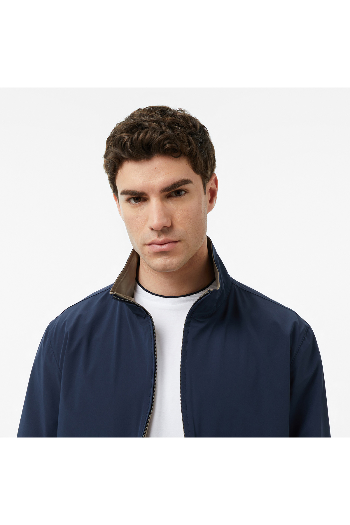 کت ضد آب یقه ایستاده با تناسب معمولی آبی سرمه‌ای J65002T — تصویر 4 از 8