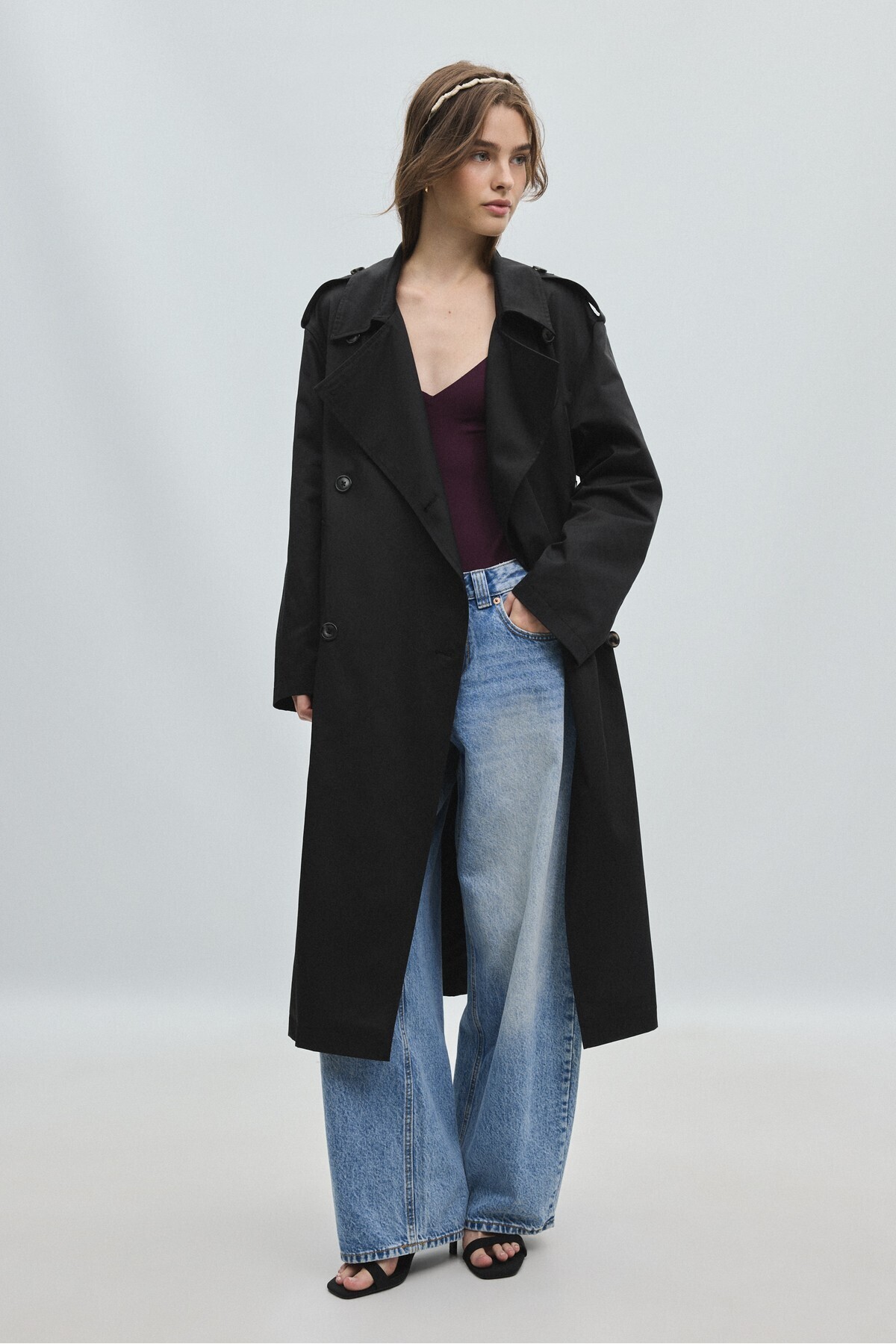 Stradivarius Basic uzun trençkot görsel 2