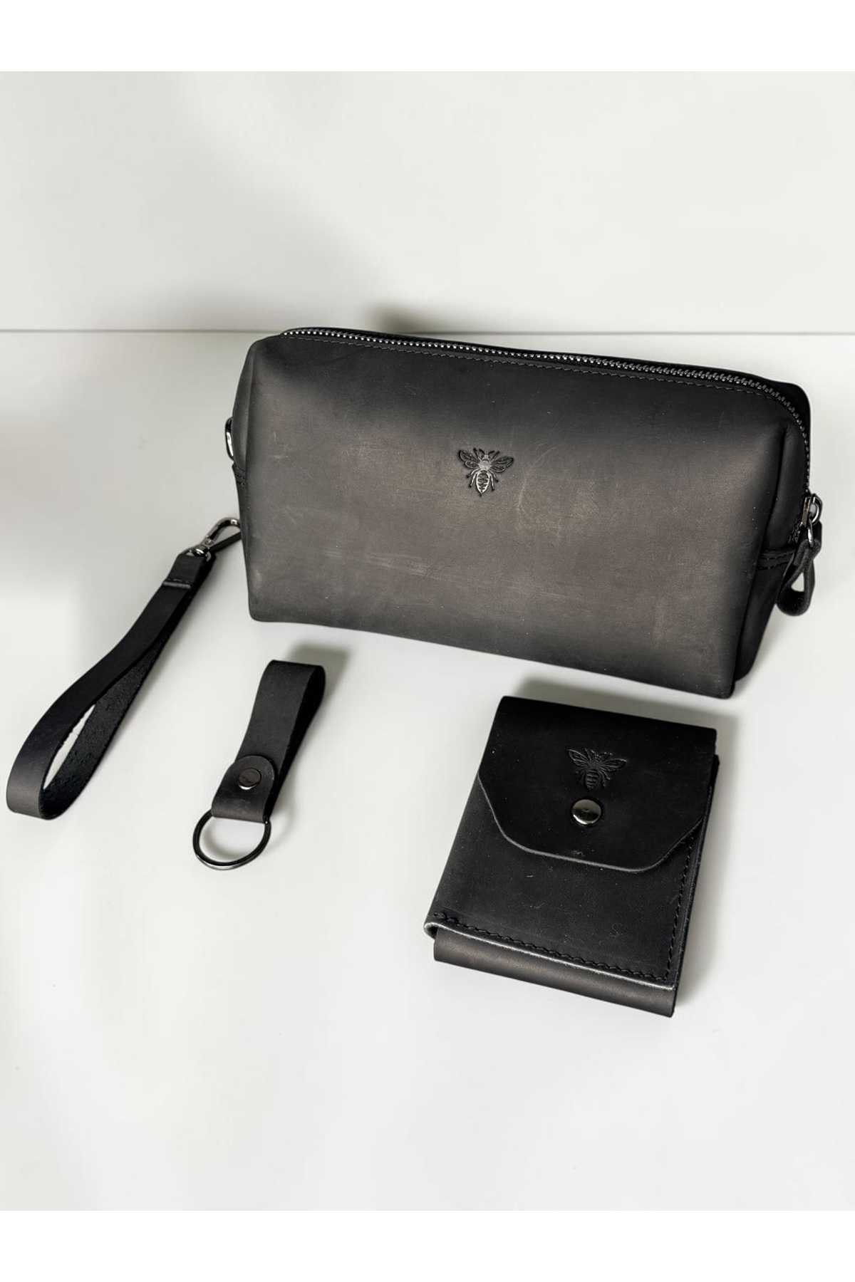 BeeBlack %100 Hakiki Crazy Dana Derisi Pirana Model (El Çantası , Cüzdan , Anahtarlık) SET'İ şık minimalist görsel 7
