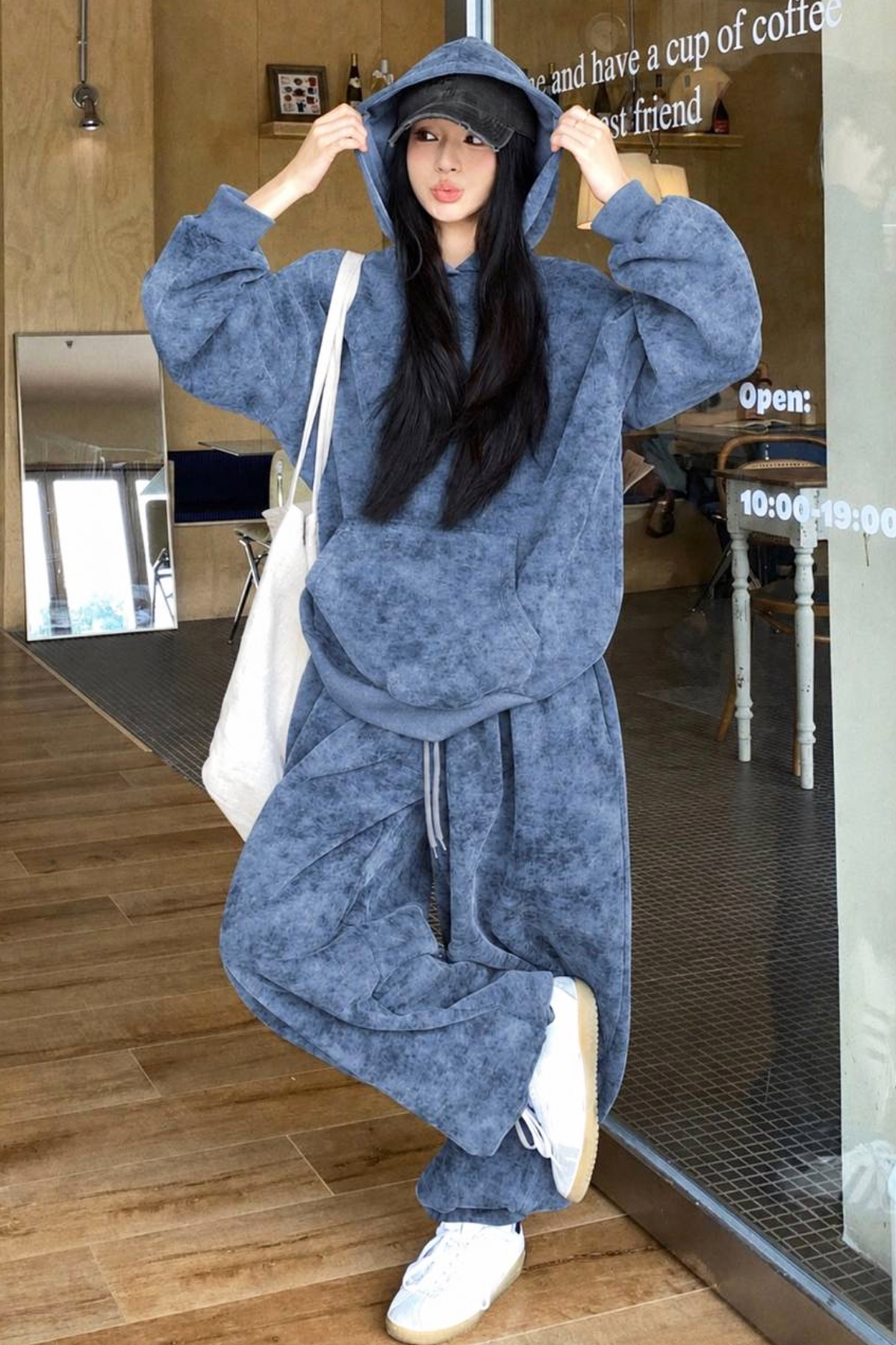 Washed Mavi Yıkamalı Oversize 3 İplik Kanguru Cepli Kapüşonlu Sweatshirt Paçası Lastikli Şalvar Eşofman Takımı — آبی K121WASHEDTAKIM — تصویر 3 از 7