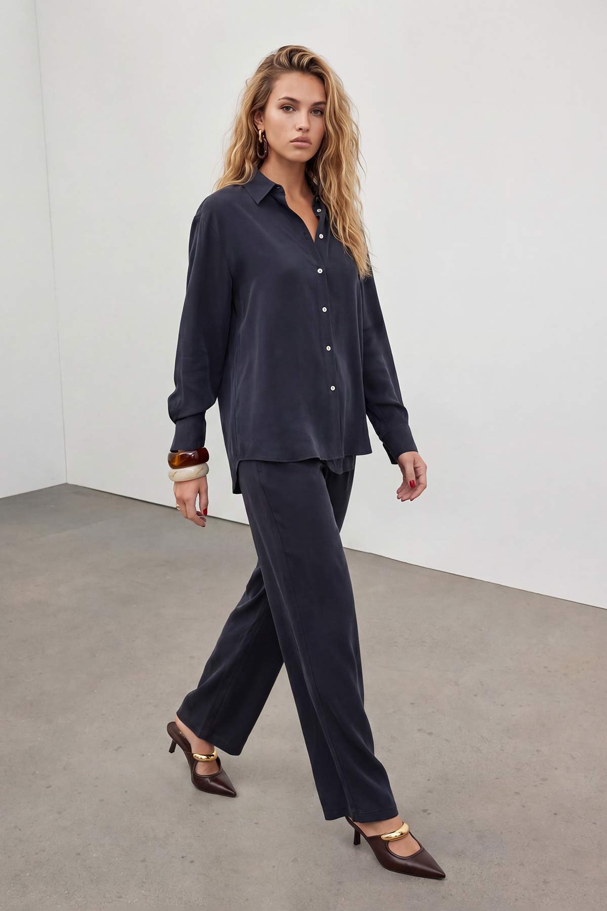 Drop by Trendyolmilla Siyah Oversize Yıkamalı Tencel Salaş Gömlek Takım TDRSS26AU00008