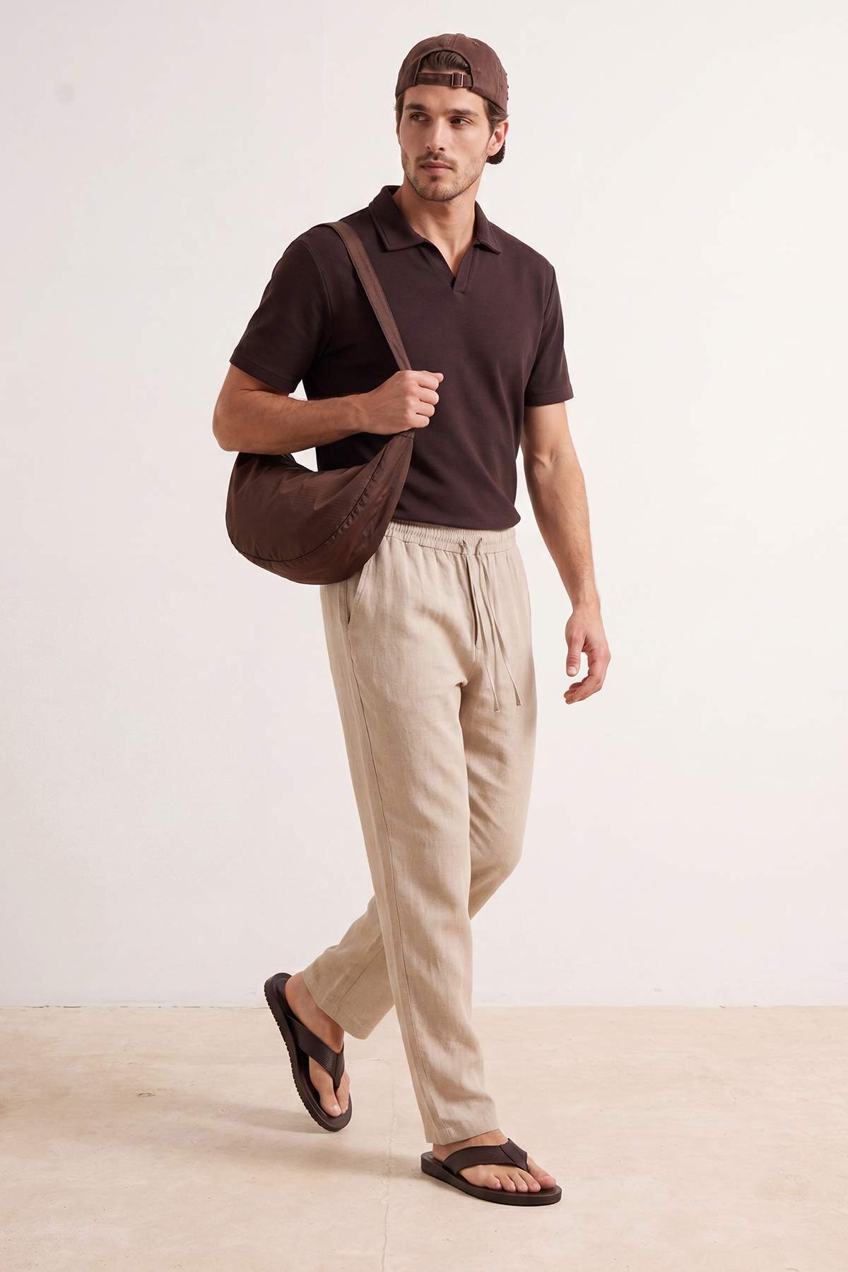 Trendyolmilla Man Taş Bol Paça Beli Lastikli Erkek Pantolon TMNSS26PL00009
