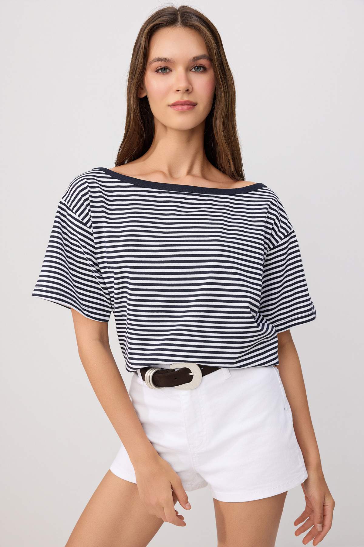 Trendyolmilla Çok Renkli Çizgili Regular/Normal Kalıp Asimetrik Yaka Yumuşak Örme Bluz TWOSS26BZ01029