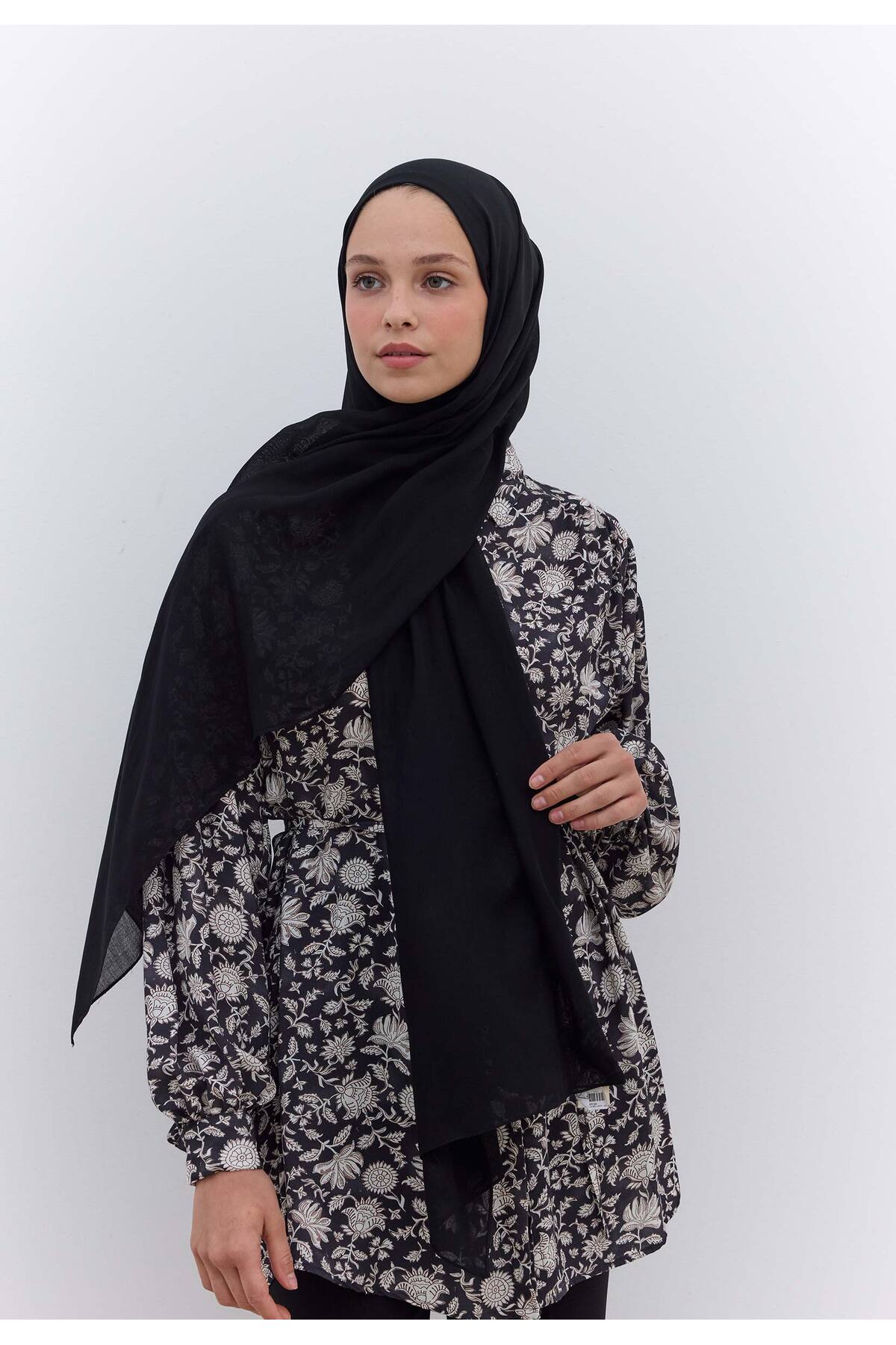 Freshscarfs Rami Viskon Şal Siyah