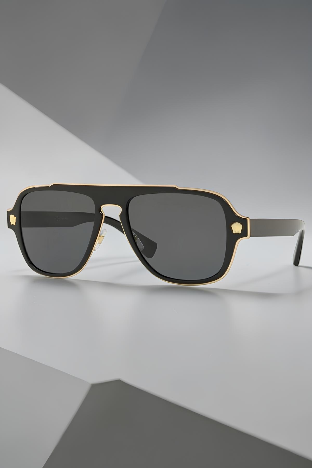 Ultra Lightweight Uv400 Filter Luxury New Season Popular Men's Sunglasses with Versique Black Gold Accessories
