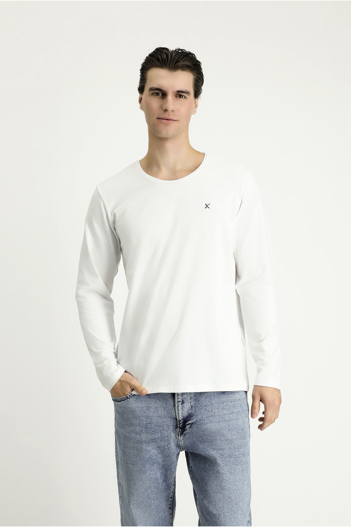 Bisiklet Yaka Slim Fit Dar Kesim Pamuklu Sweatshirt — سفید 685695 — تصویر 3 از 5