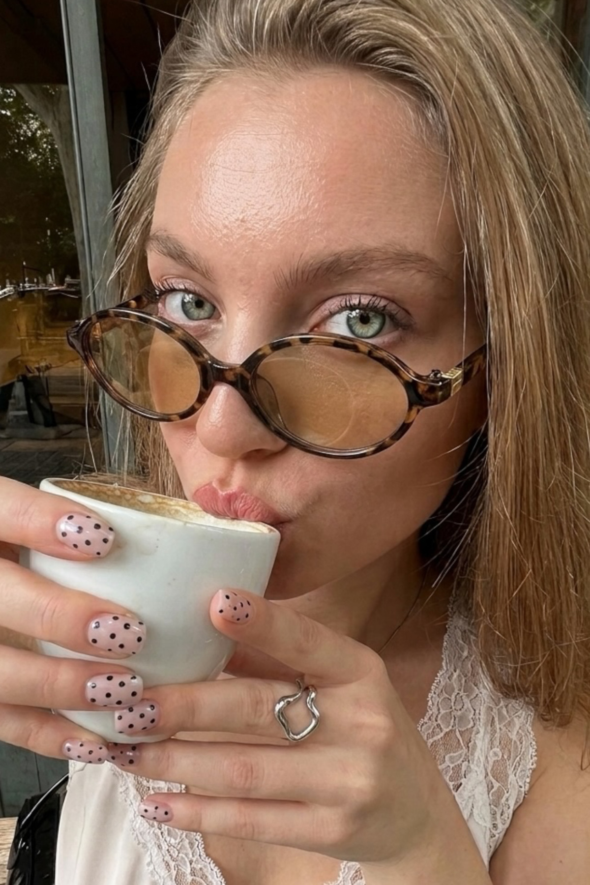 Eyesofia Oblamow Bat Unisex Leopar Çerçeveli Nude Ultra Hafif Uv400 Filtreli Güneş Gözlüğü görsel 2