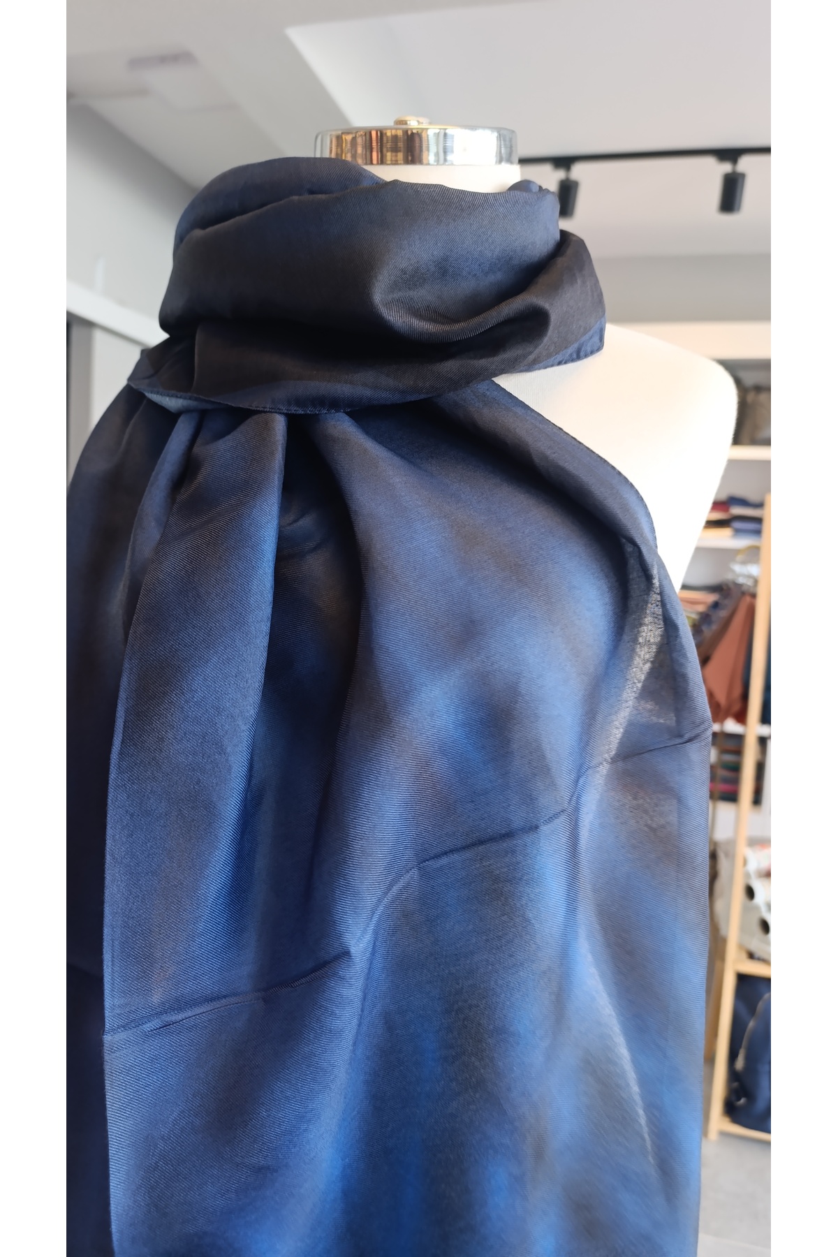 LA BOUTIQUE ÖZEL SERİ ŞAL