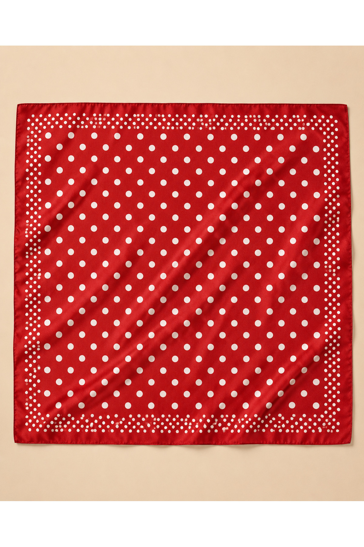 OUS Kadın Puantiyeli 50x50 cm Saten Fular, Kırmızı İpeksi Dokulu Kare Boyun Saç ve Çanta Aksesuarı görsel 5