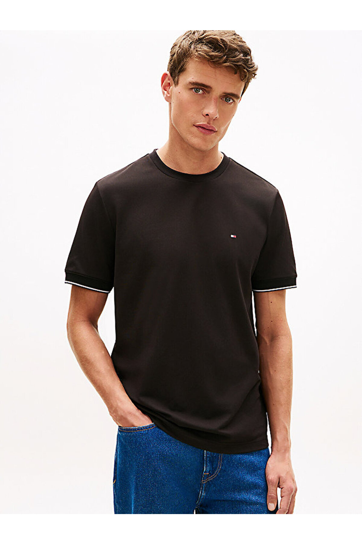 تیشرتمردانهTommy Hilfigerمشکی