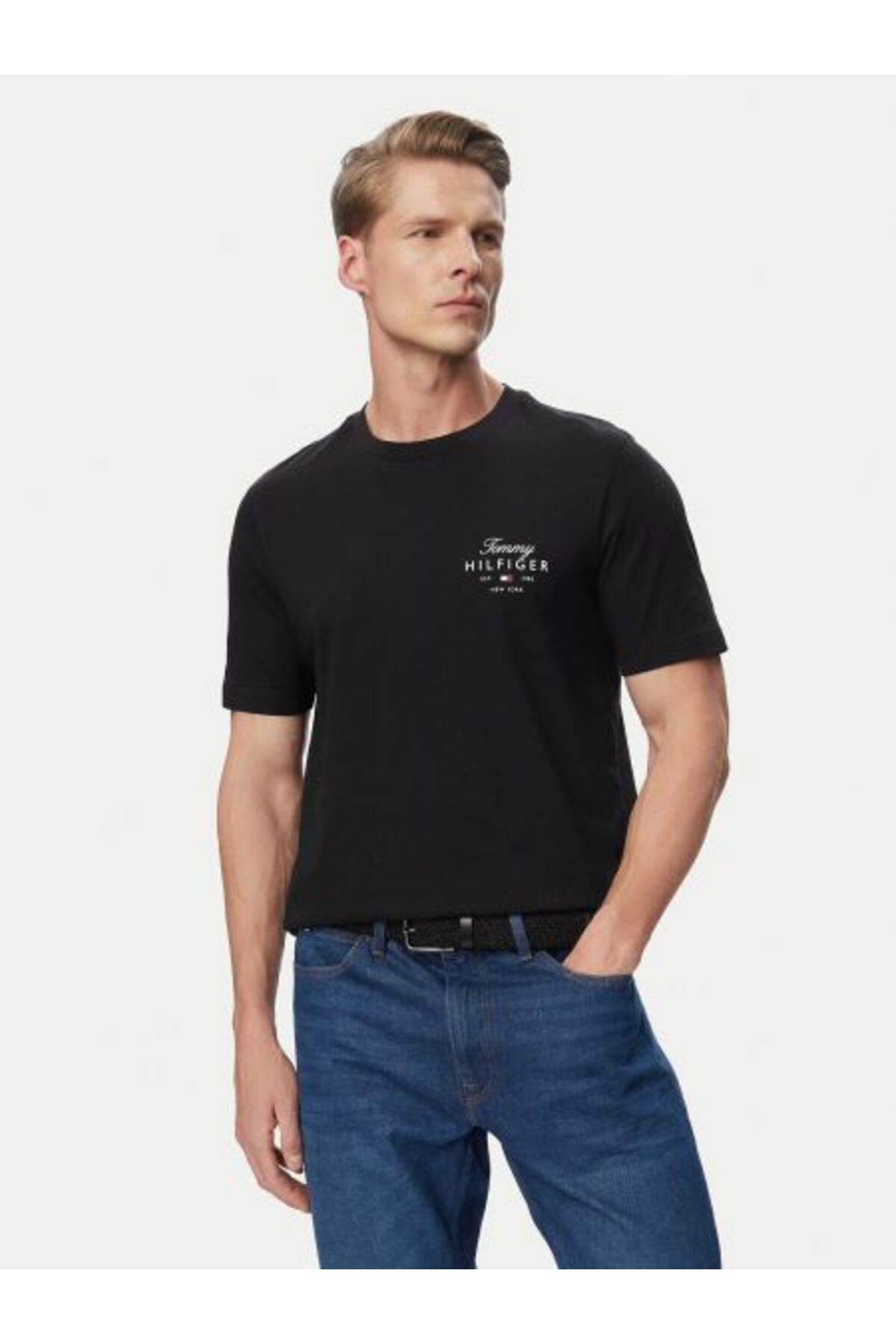 تیشرتمردانهTommy Hilfigerمشکی