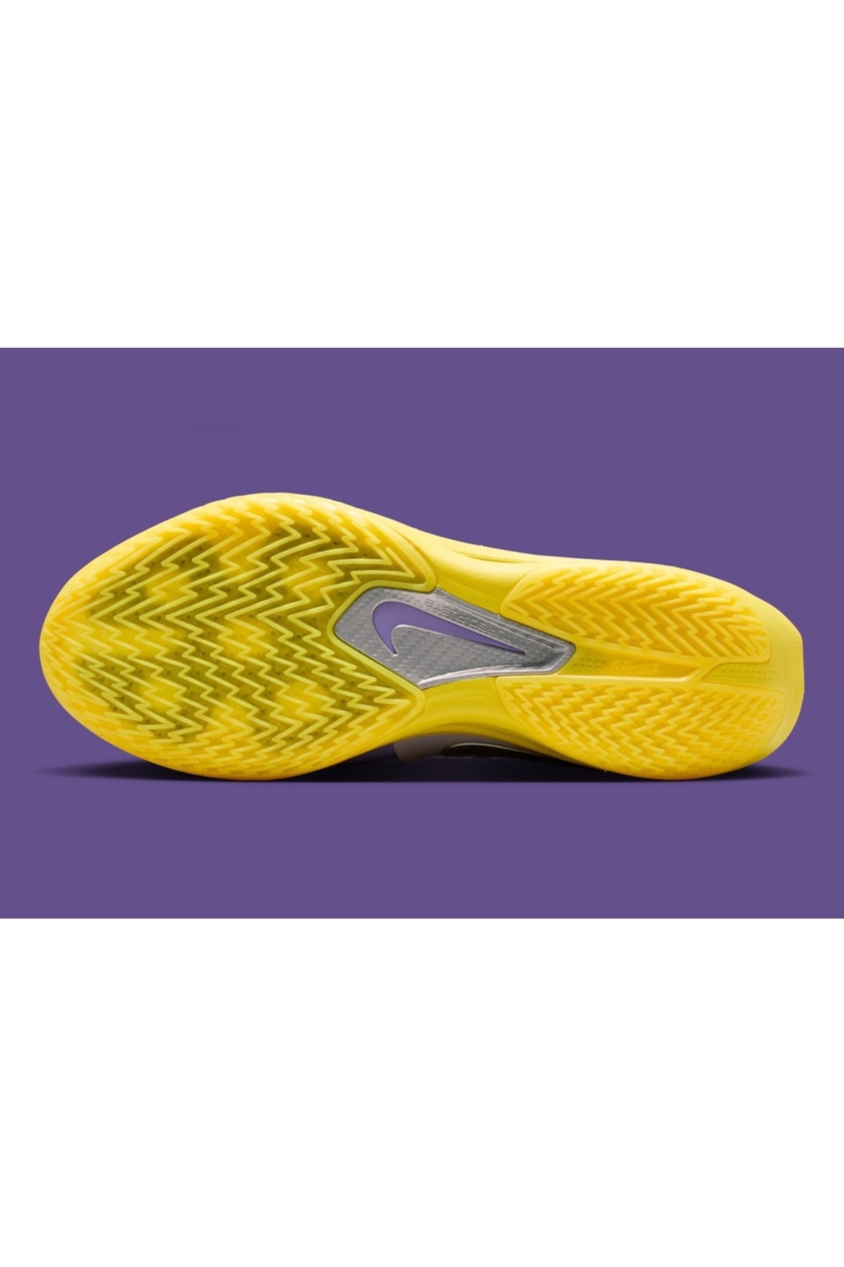 Nike G.T. CUT 3 TURBO LOS 'ANGELES LAKERS' PROFESYONEL BASKETBOL AYAKKABISI-SPORTXSTORE görsel 6