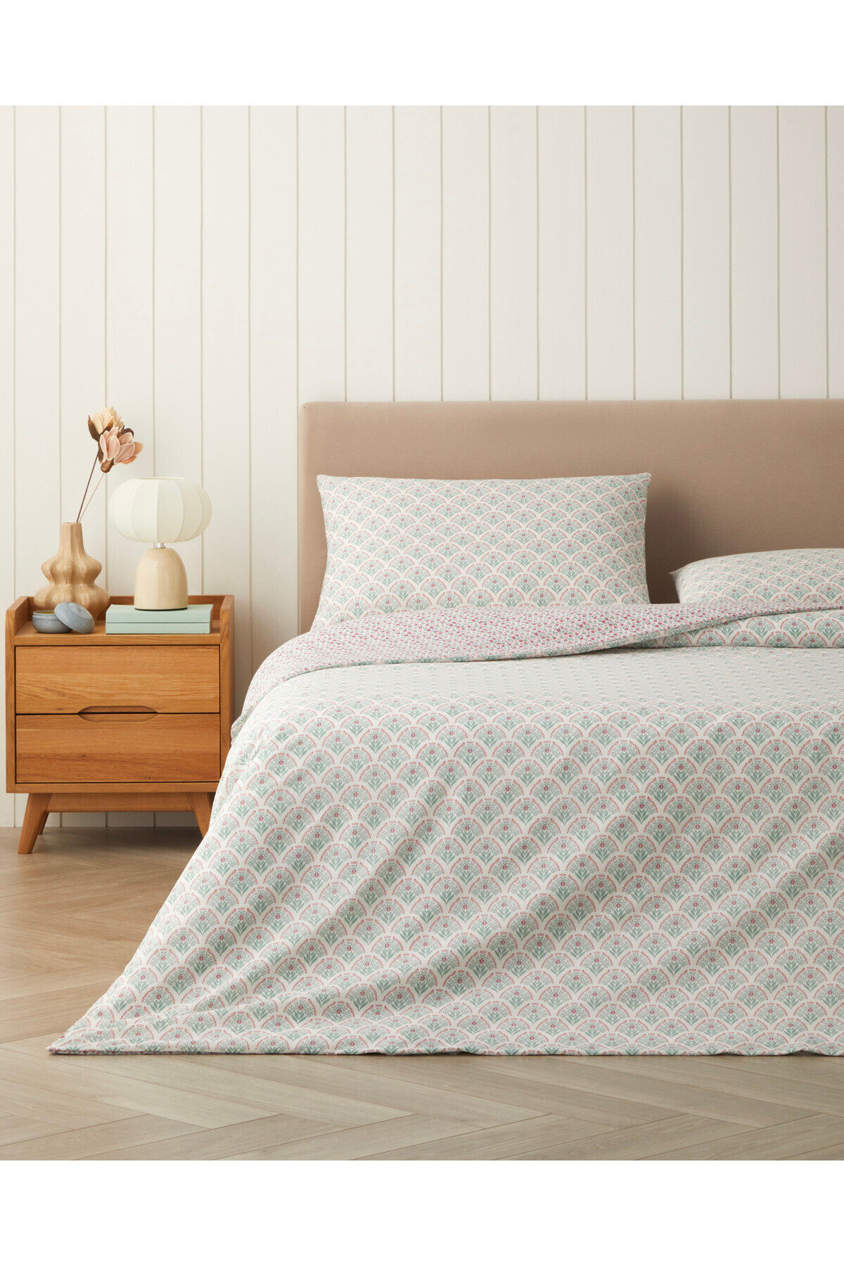 Ornament Petal Kolay Ütülenir Çift Kişilik Nevresim Seti 200x220 cm Pembe - Yeşil
