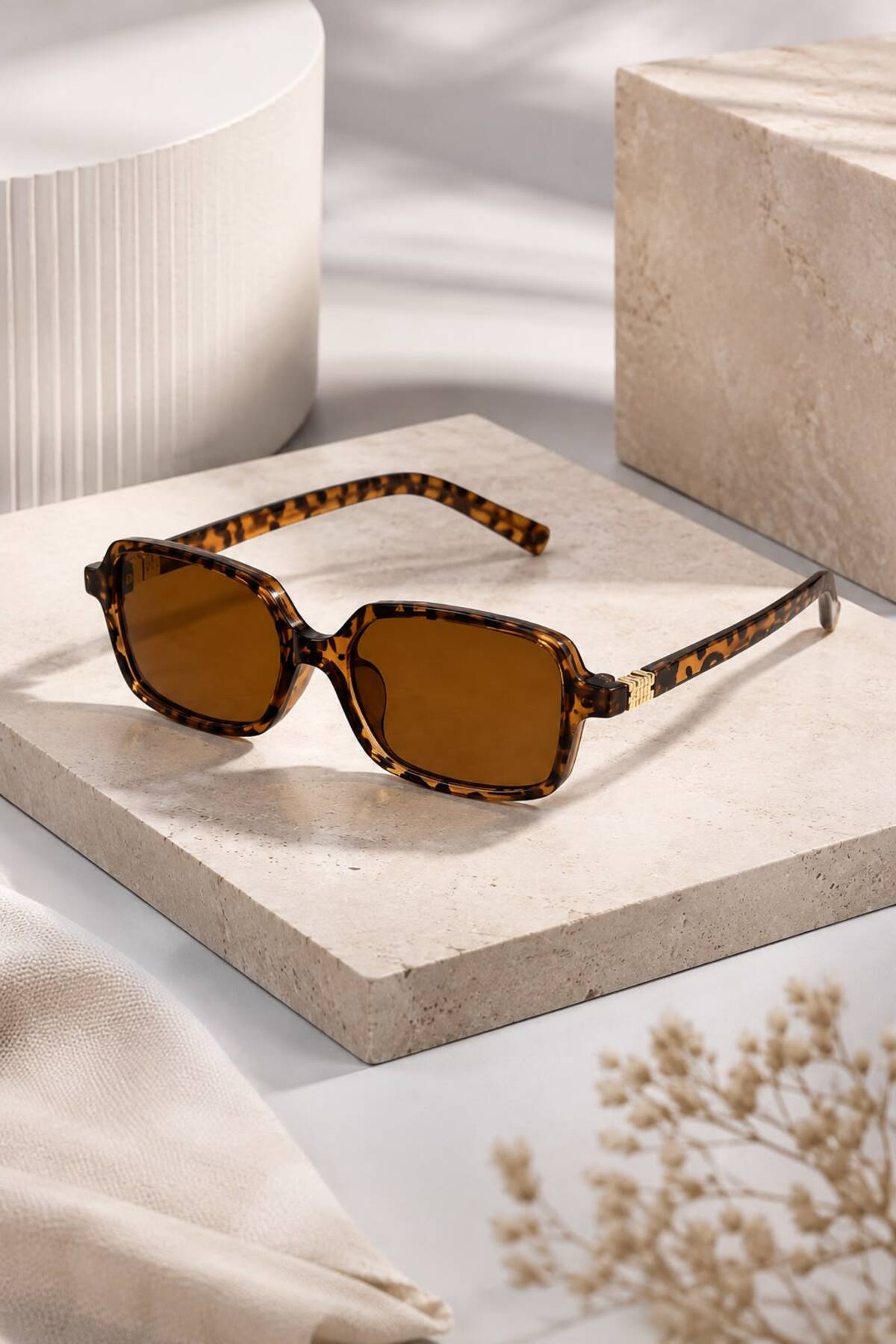 Premium Sunglasses Redefining Elegance