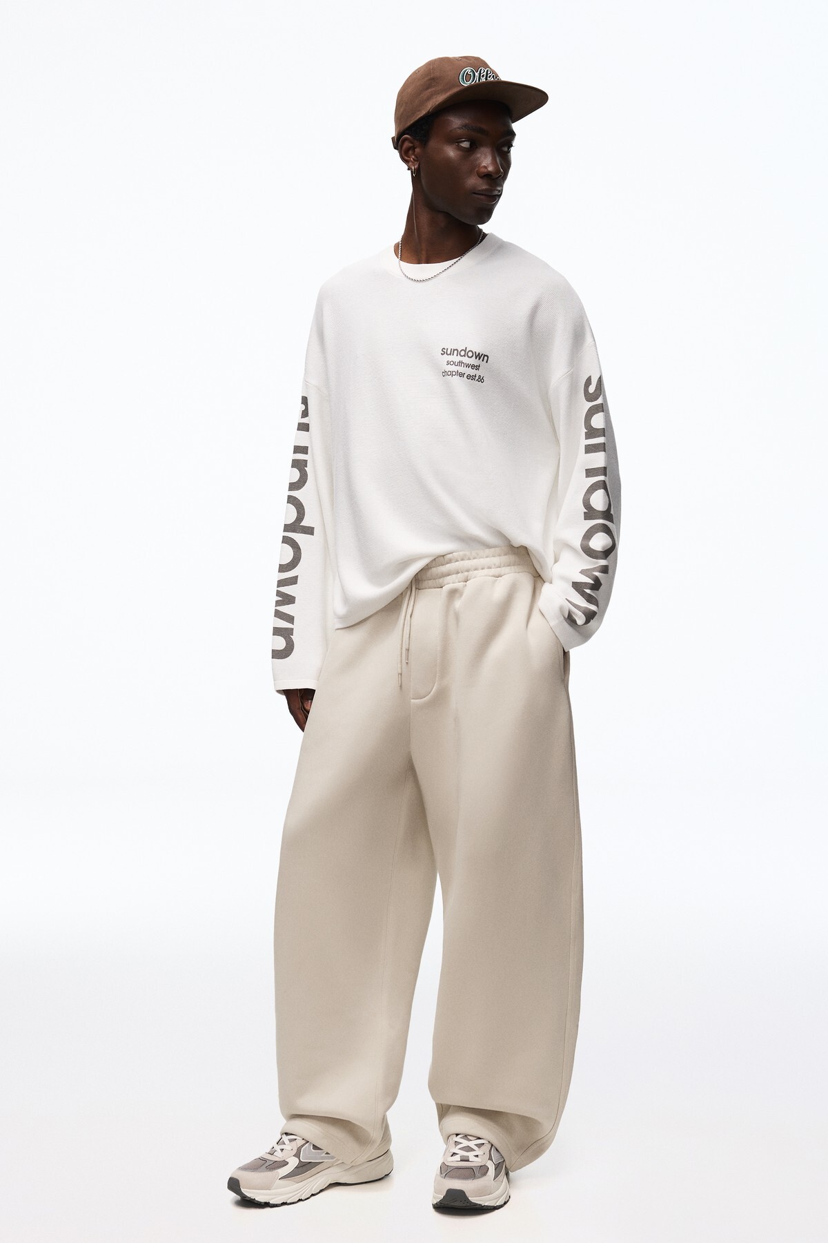 1_org_zoom شلوار Bershka برشکا مناسب بادکنکی پنبه ای نرم شده اورجینال - تصویر 1
