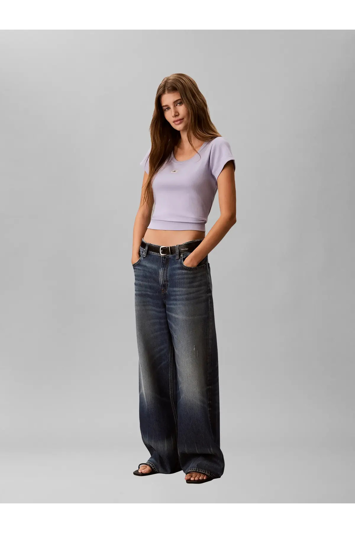 تیشرتزنانهCalvin Kleinبنفش تیشرتزنانهCalvin Kleinبنفش