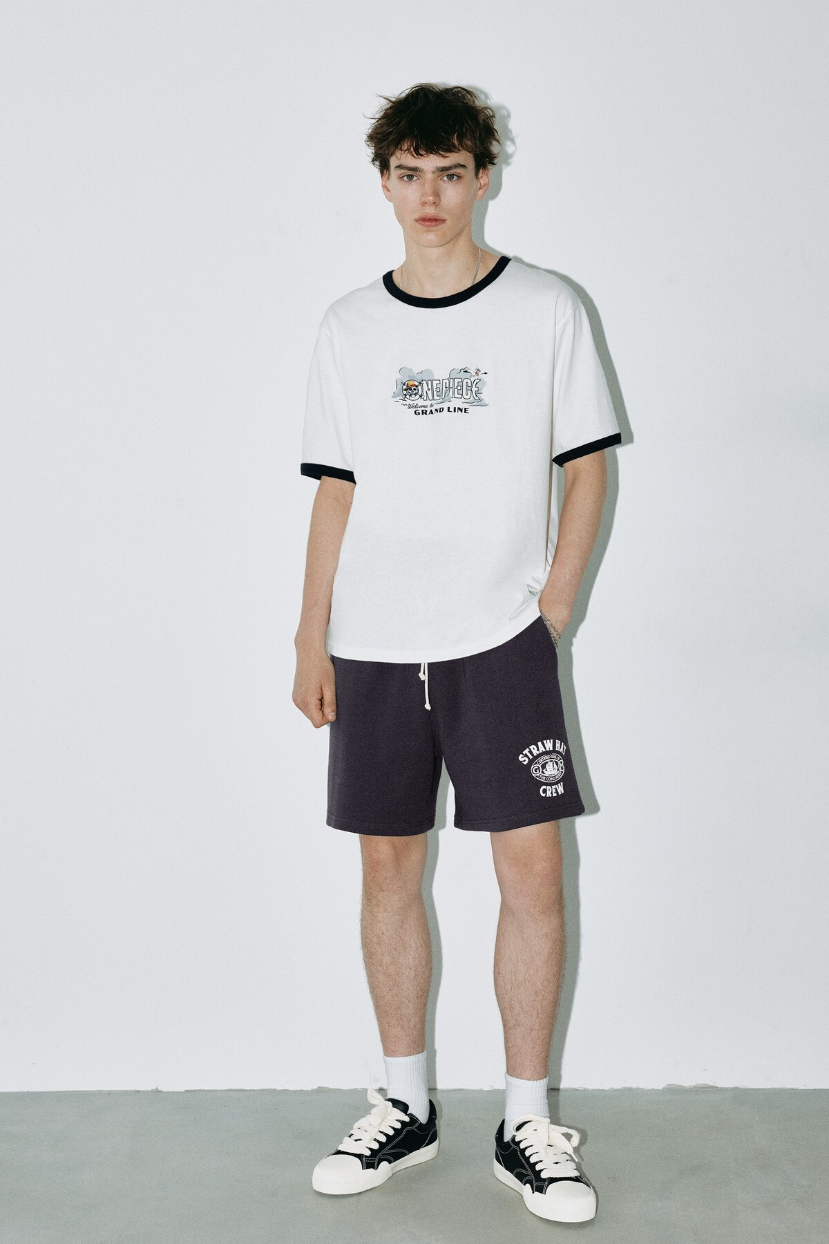 Pull & Bear One Piece jogger bermuda şort - Fiyatı