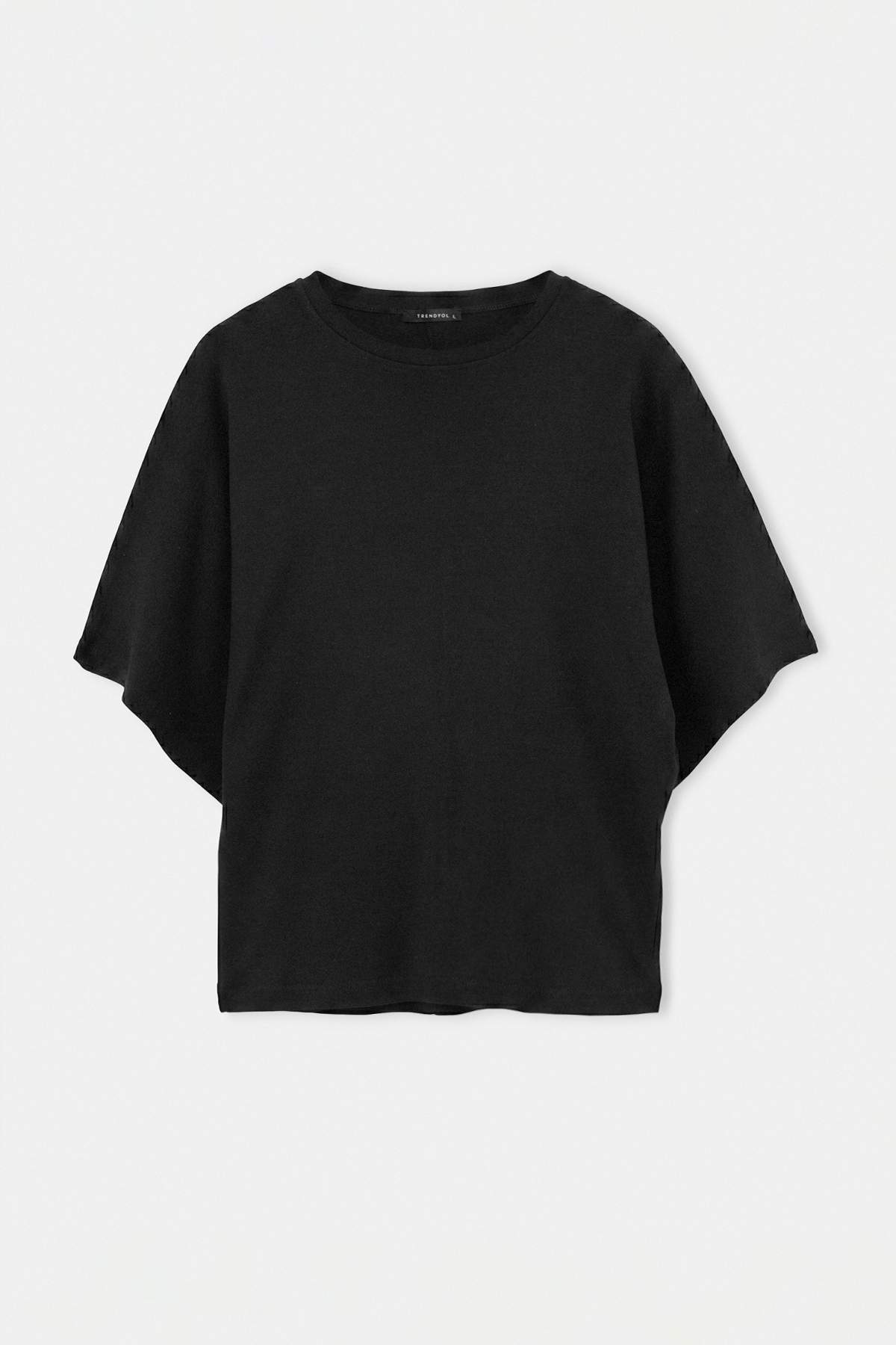 Trendyolmilla Siyah Oversize/Geniş Kalıp Düşük Kol Kısa Kollu Soft Touch Örme T-shirt TWOSS26TS00221