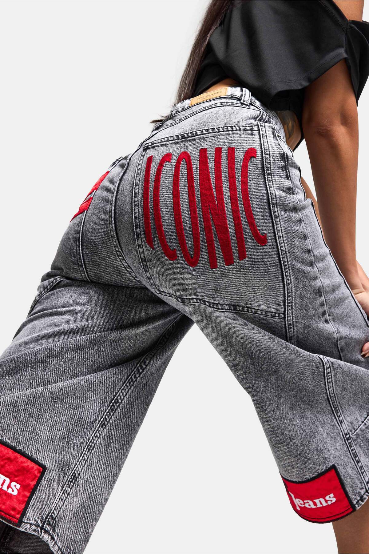 it's basic Γυναικείο τζιν σορτς σε γκρι χρώμα 4s6-13 Mega Baggy Fit με λεπτομ...