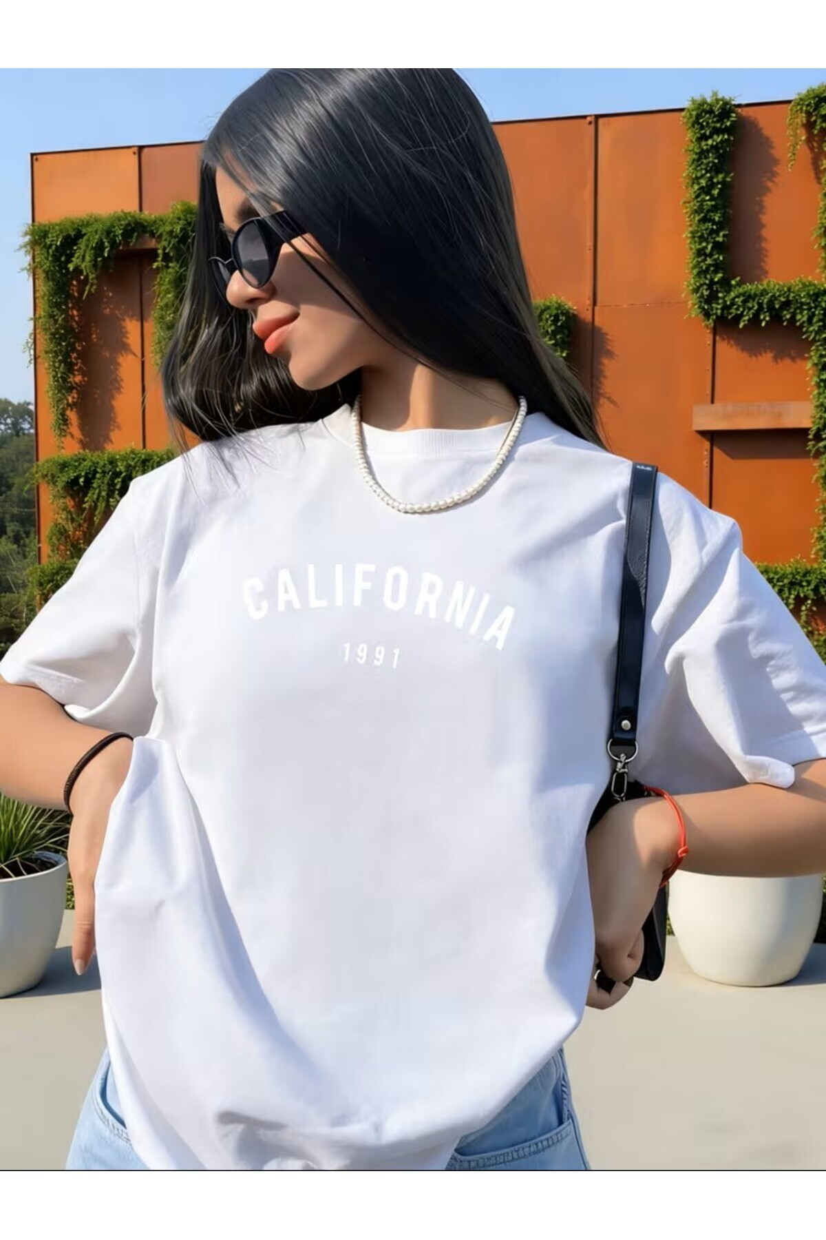 WHITE1