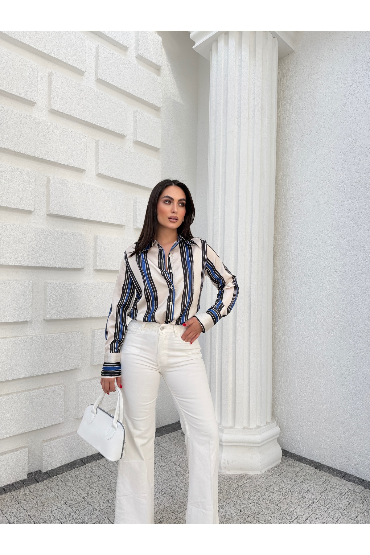Kadın Düğmeli Fırça Desenli Dikey Çizgili Saten Dokulu Modern Gömlek 3
